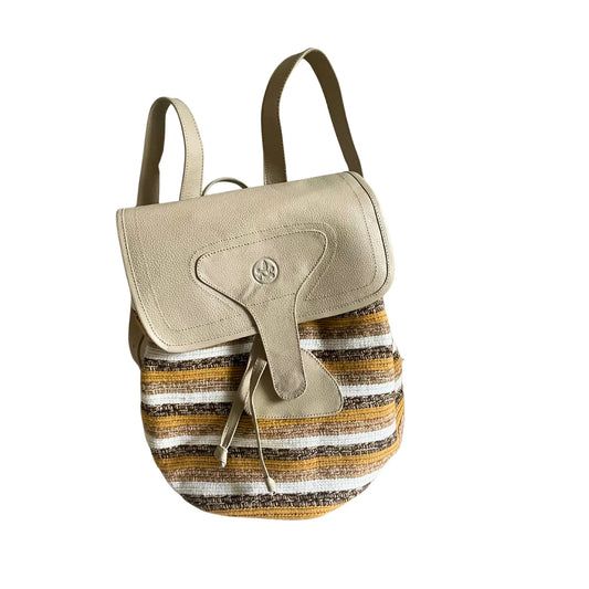 Susan-leather-Wayuu-Crochet-Backpack-Cream-Continente-Dorado