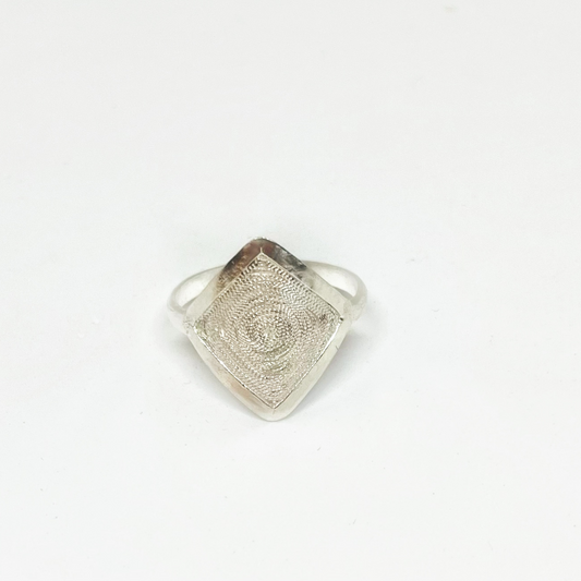 Diamond Filigree Ring Silver Continente Dorado