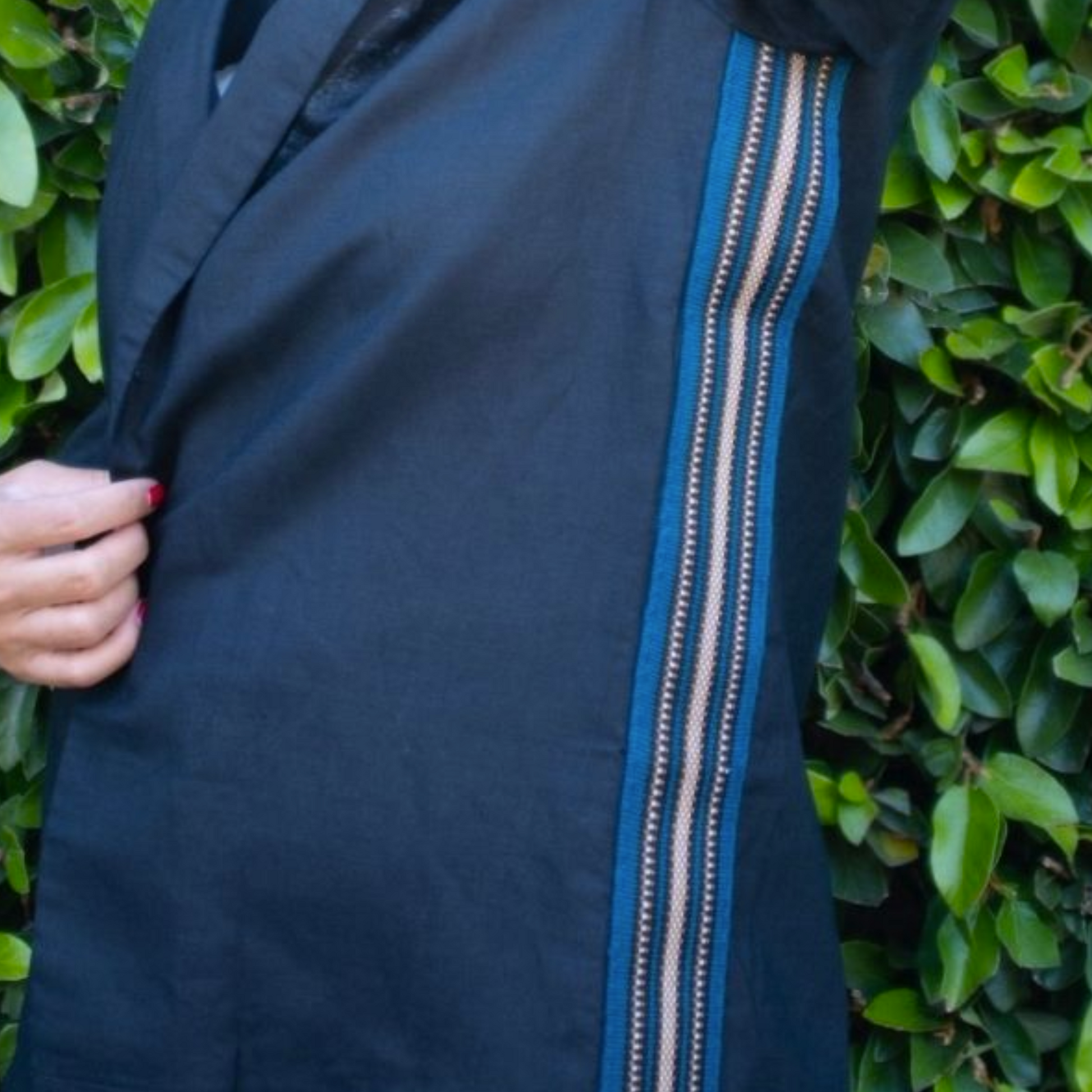 Pure Linen Kimono Blazer, Black. Navy Blue patterns Continente Dorado